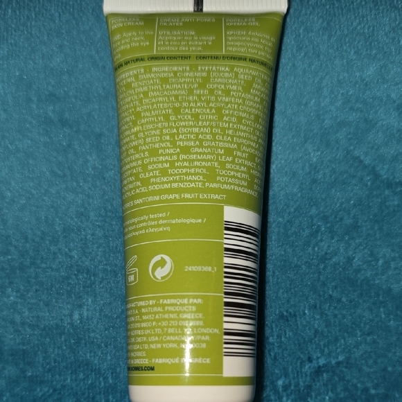 Korres Santorini Grape Poreless Skin Cream - Green - Picture 2 of 2